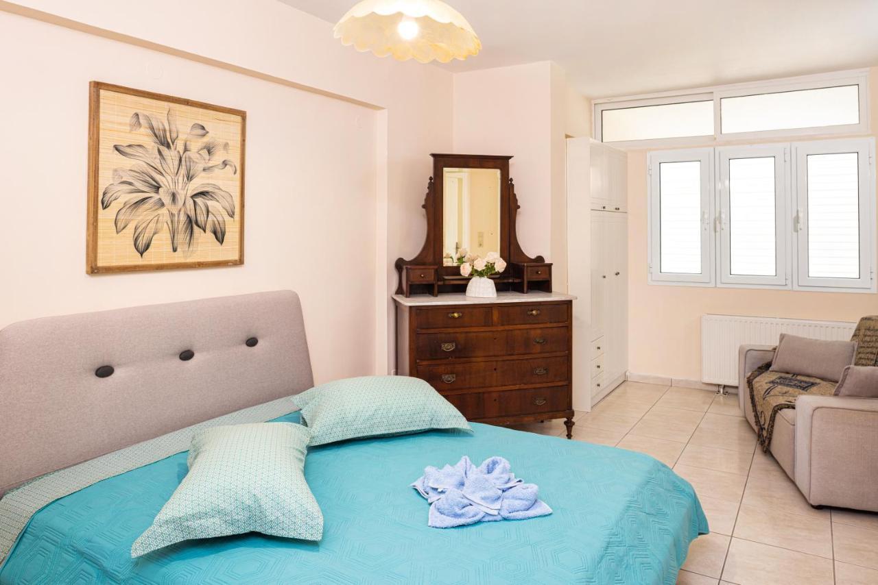 Niovi Luxury Apartment Samos Town Esterno foto